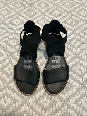 Women's Ella II Flat Sandal